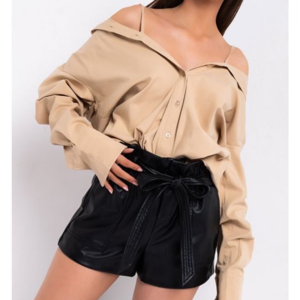 AKIRA Beige Off-Shoulder Button Front Top